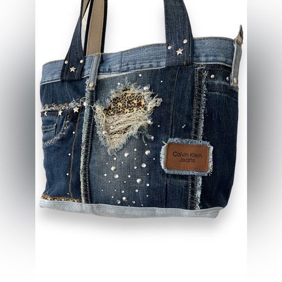 Denim patchwork shoulder bag upcycled jeans boho bag - Picture 5 of 16